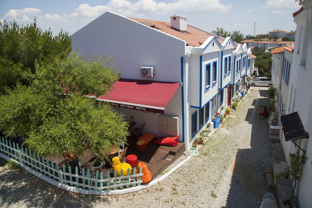Iola Otel - Image 46
