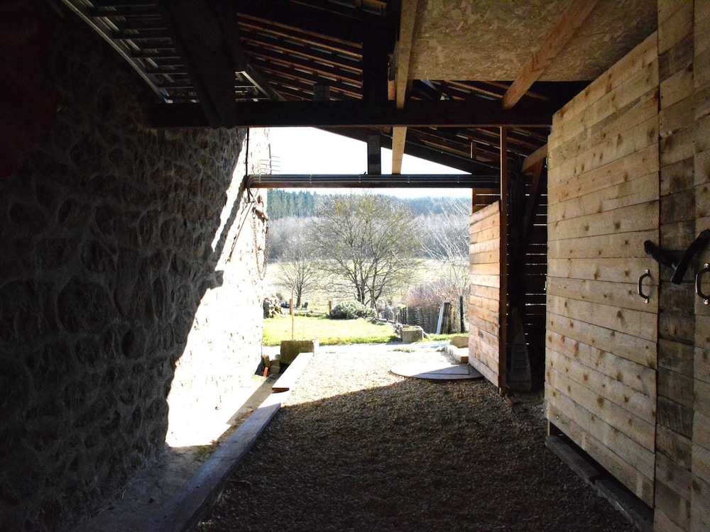 Photo 26