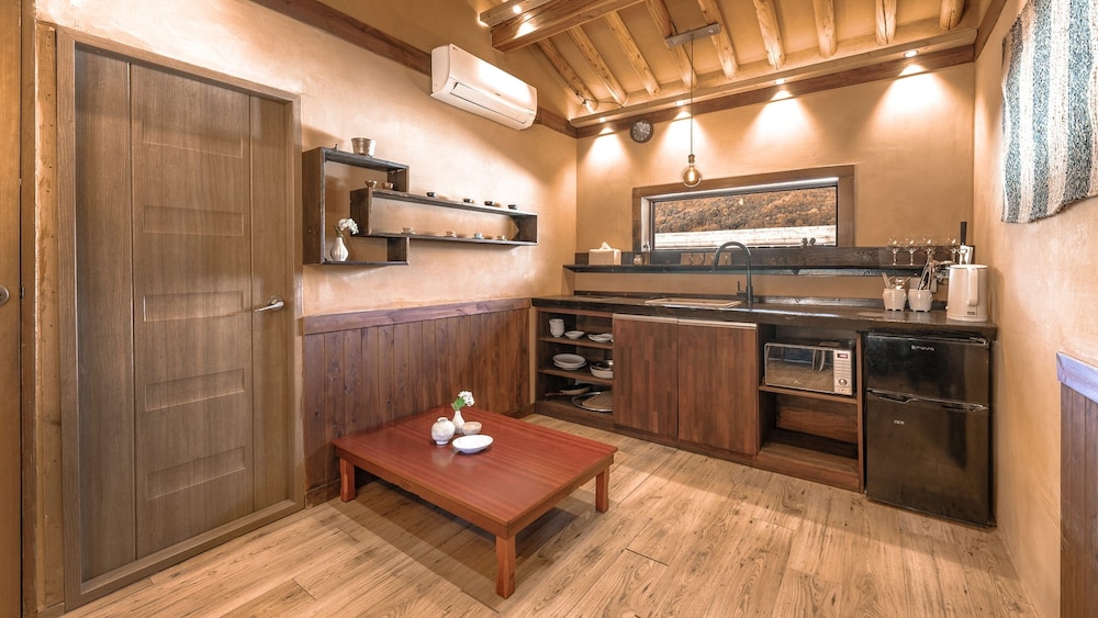 Yangpyeong Agni Choshi Mae Hanok Stay