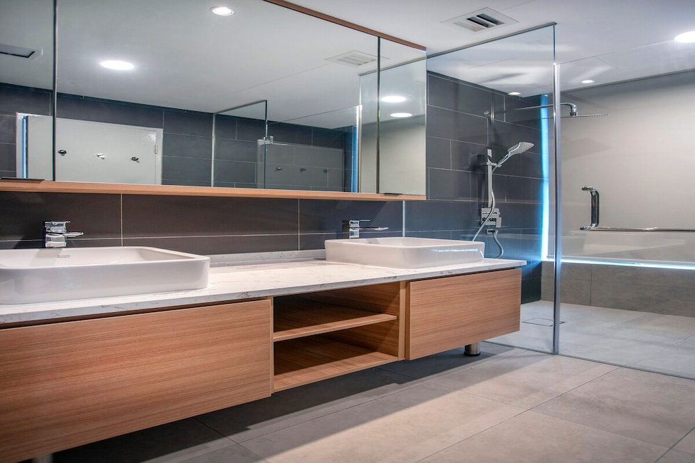 Novo Suites @ Jalan Ampang Skypool
