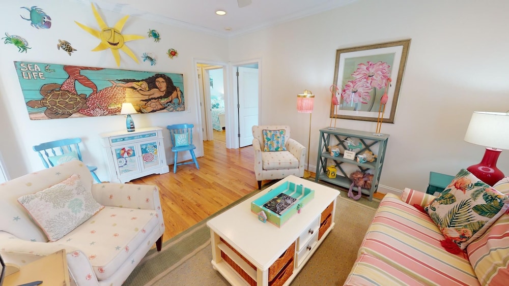 Mimi's Mermaid's & Memories by Tybee Vacation Rentals