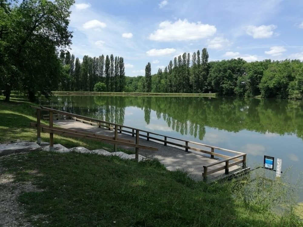 Gîtes La Bakénia