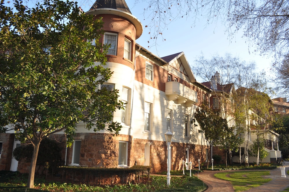 Johannesburg Vacations - Holiday Inn Johannesburg Sunnyside Park, an IHG Hotel - Property Image 4