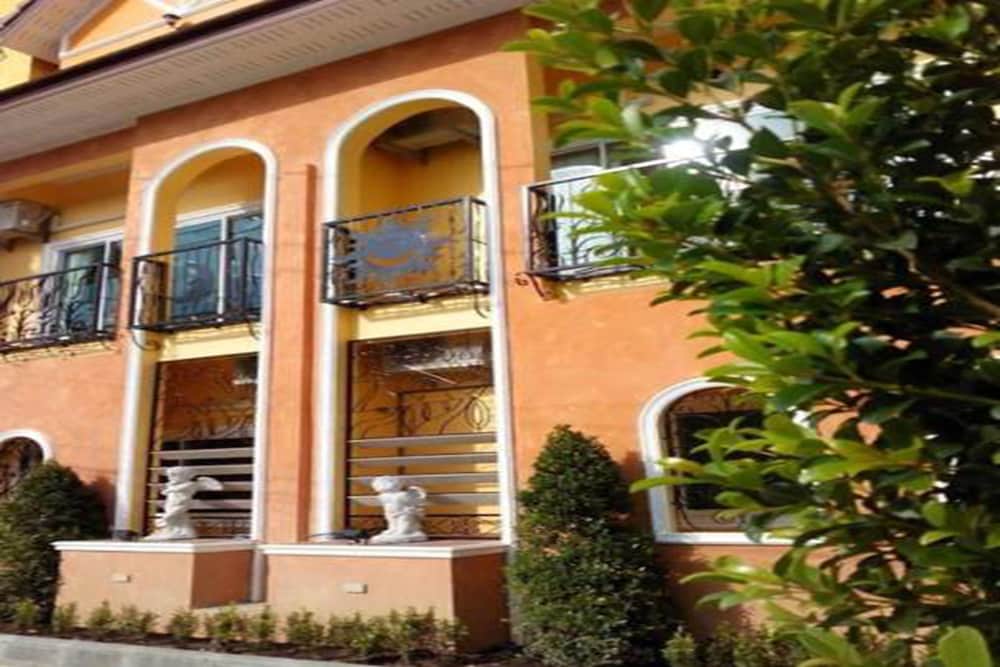 Hotel The Villa Khaopreedee - Image 1