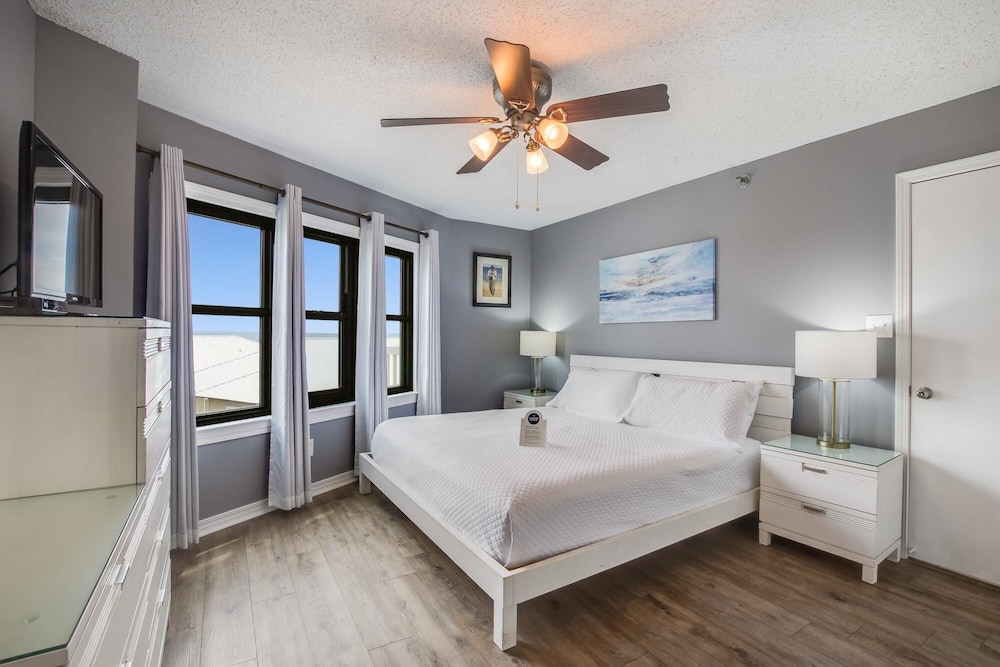 Harbour Place 503