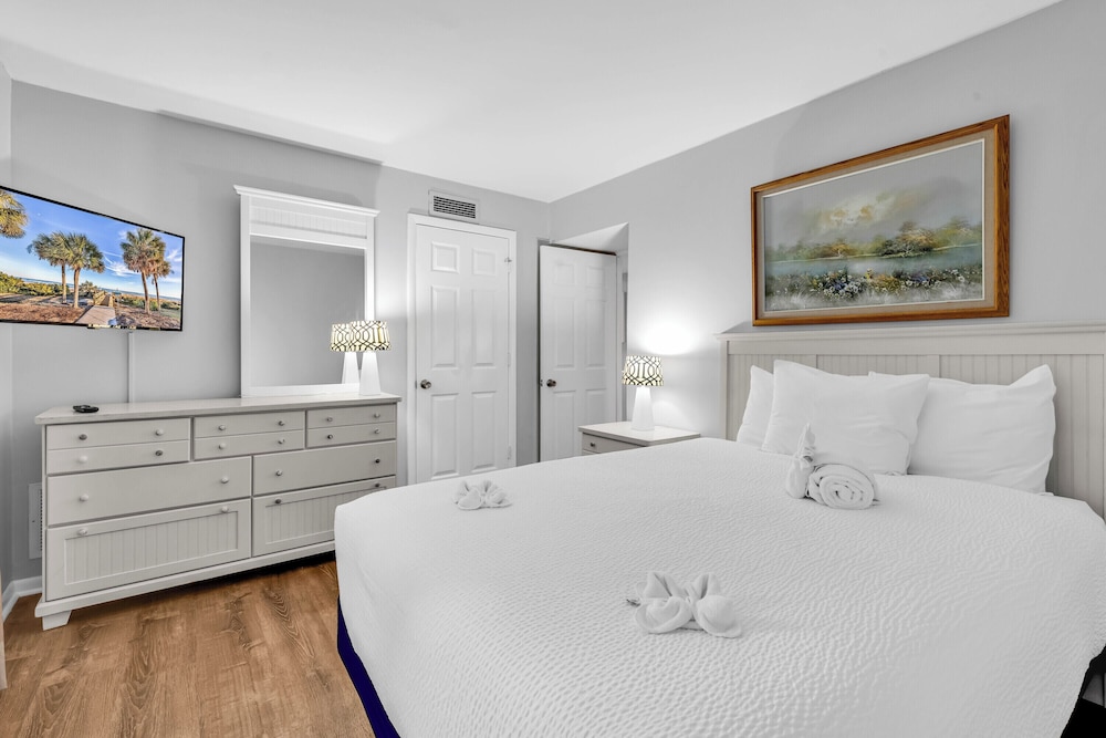 Palms Resort Condos