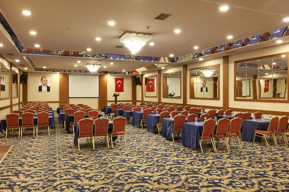 Anemon Ege Sağlık Oteli - Image 24