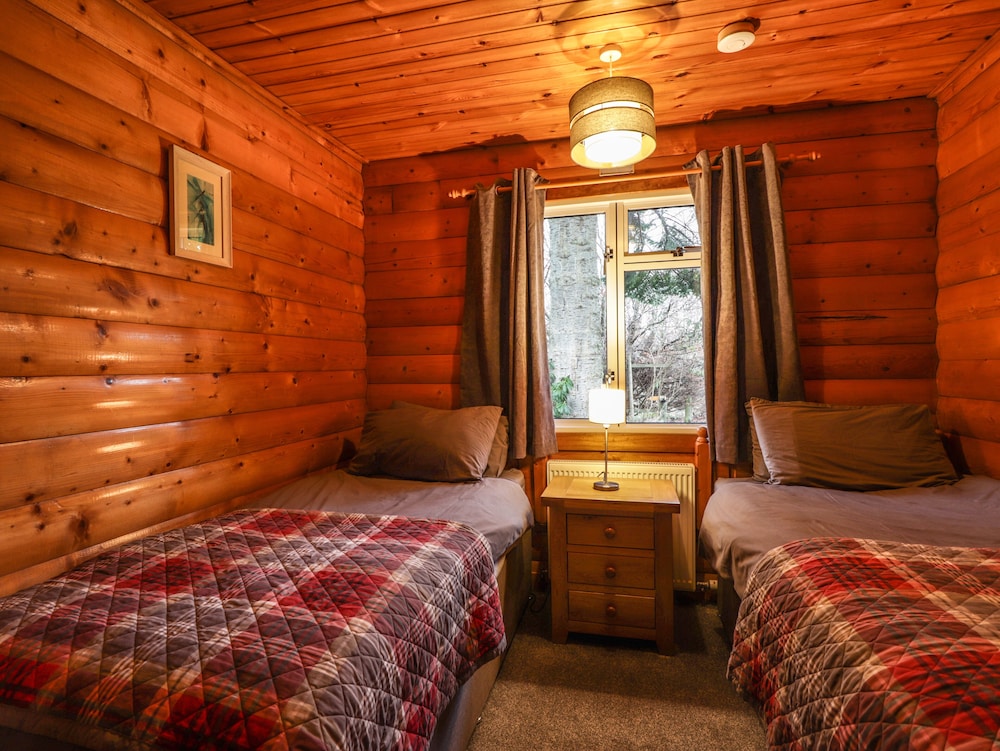 Rowan Lodge view 5