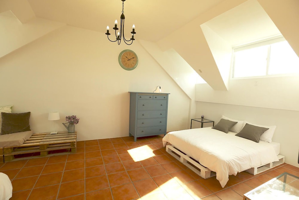 Travel Plus Friend B&B