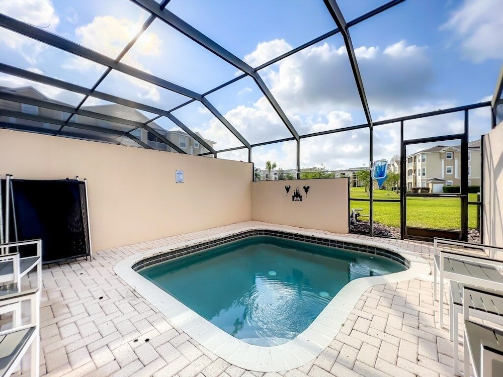 3br Townhome W/pool In Windsor Palms Resort 3 Bedroom Townhouse