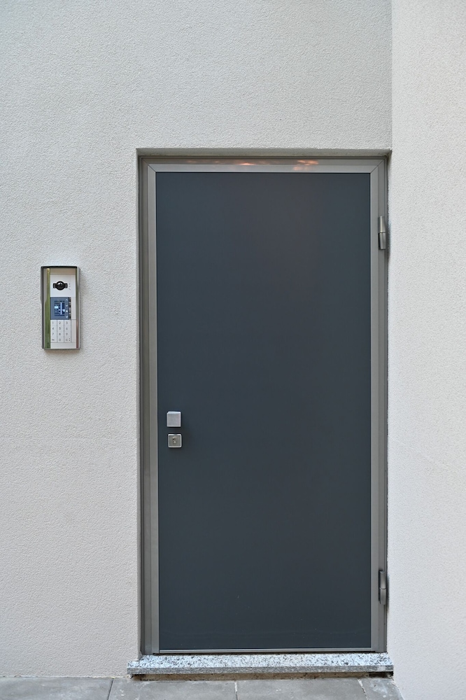Lugano Suite Modern Concept 5