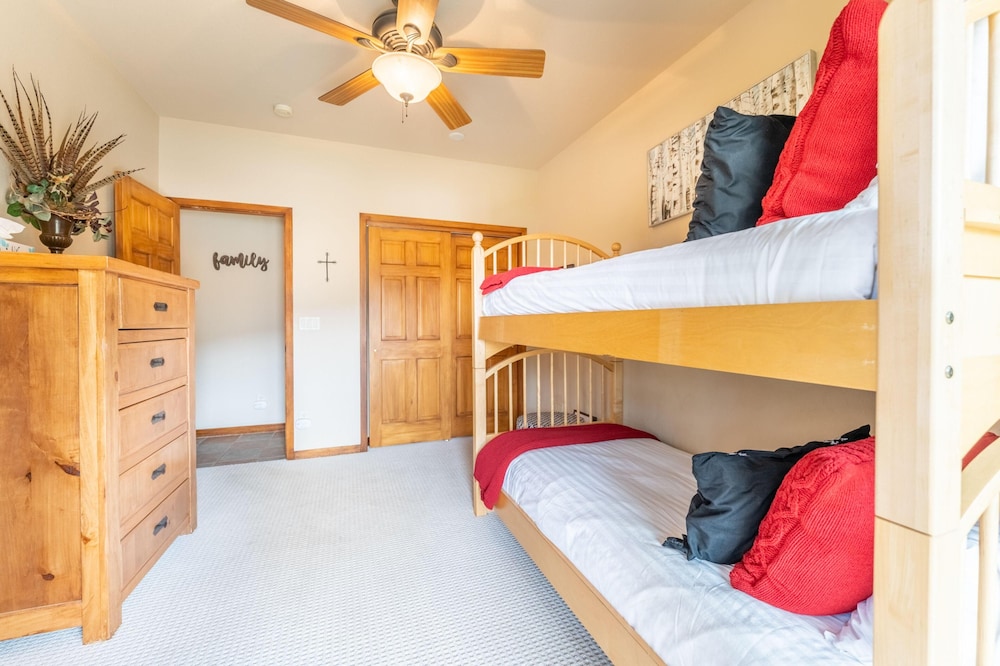 Snake River Village #29 by Summit County Mountain Retreats view 2