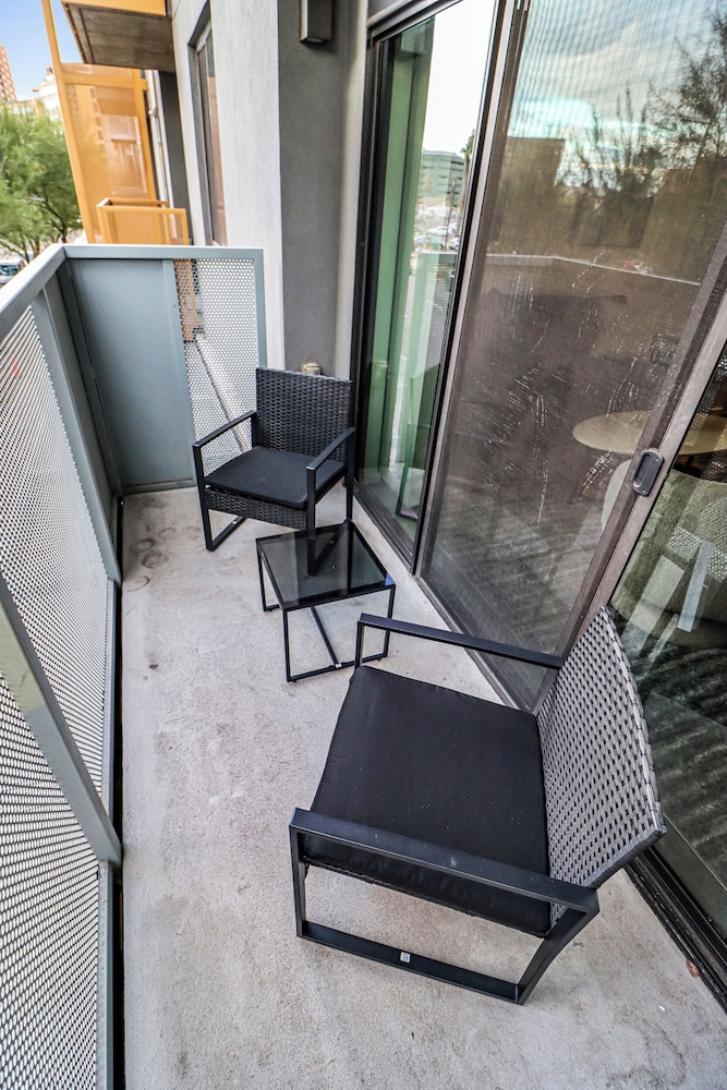 Phoenix Urban Luxury Escape