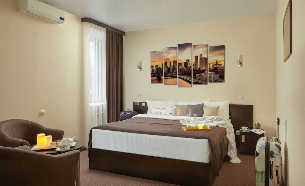 Atlantic Hotel