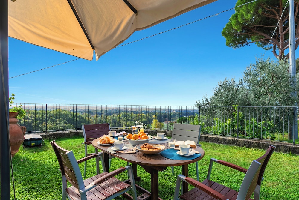 Amazing View Laporecchio Hills