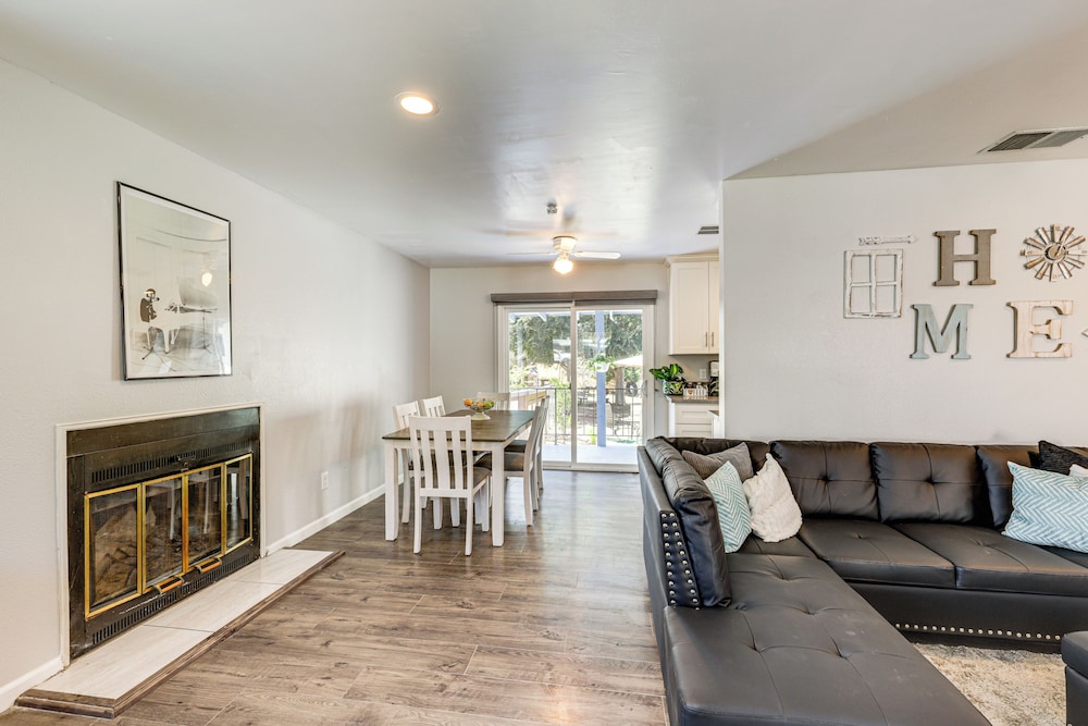 Pet-friendly Apt 11 Mi to Dtwn San Diego!