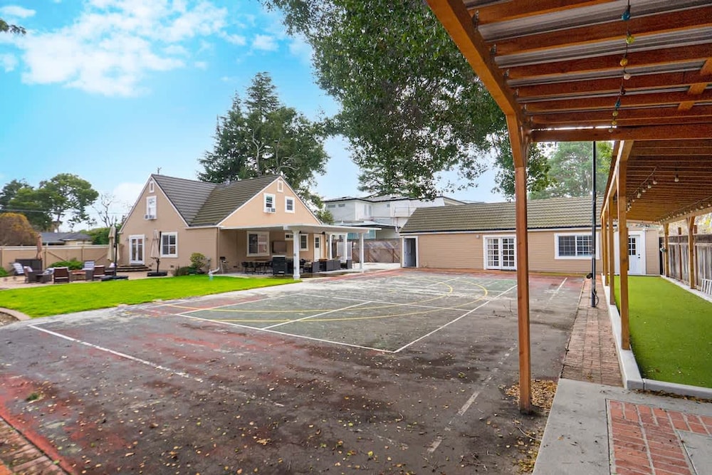 Santa Clara 5Br Home I Spacious Backyard I Westfield