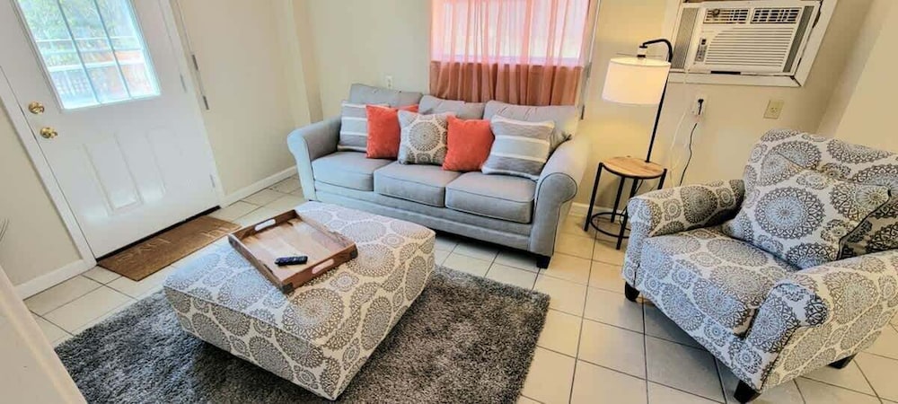 Bay View Great Deck Pool 2 Levels & 3 Bedr 3 Bedroom Condo