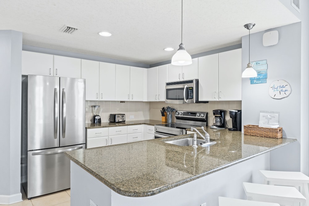 Grand Panama Beach Resort by Panhandle Getaways