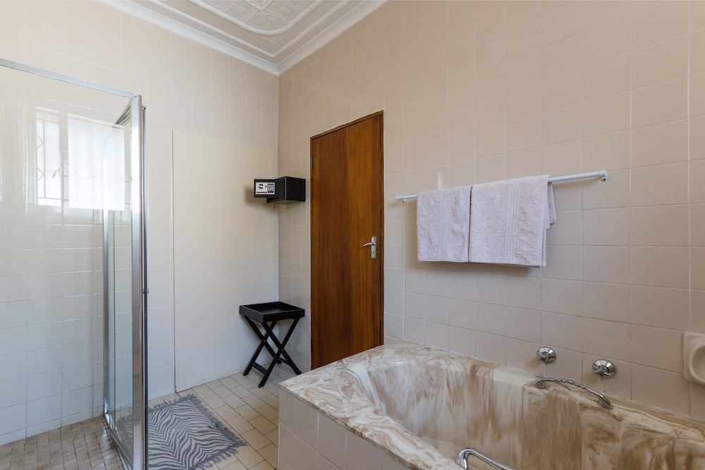 Agterplaas Guesthouse B&B