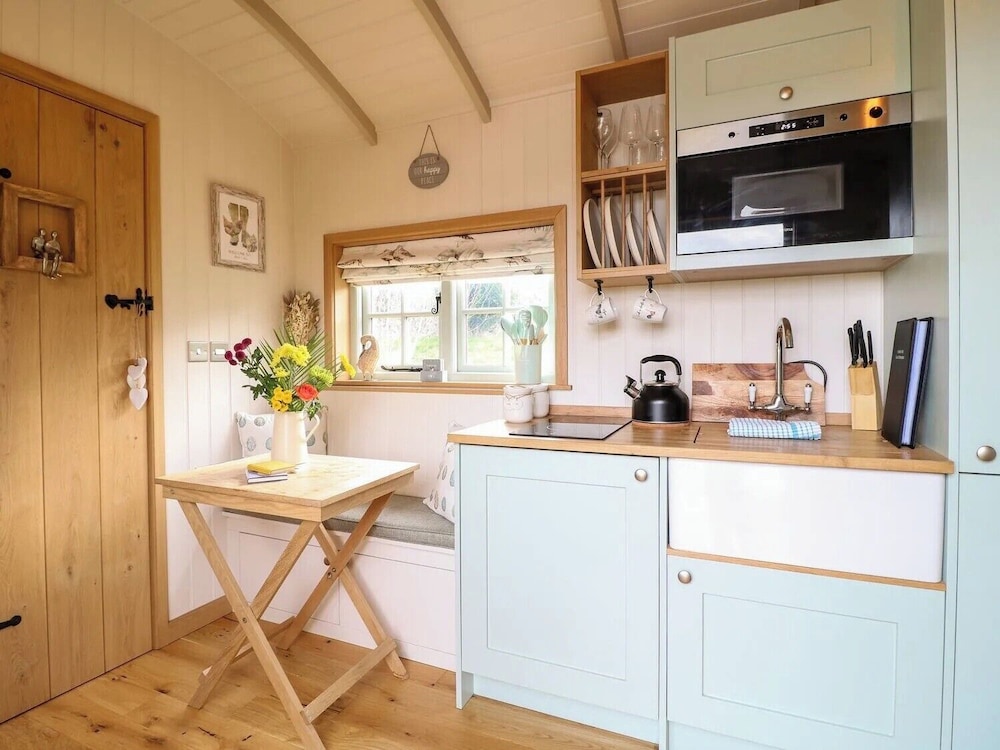Shepherd's Hut- Hottub- Wellnessspa- Free Wifi