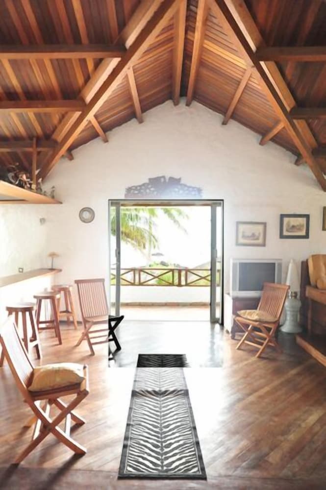 Ocean Beach Villa