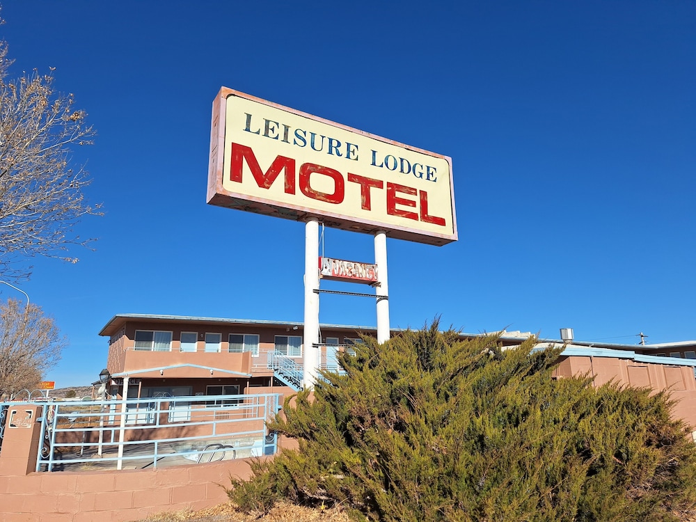 Leisure Lodge Motel