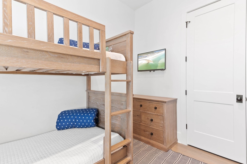 Grayt Digs by Avantstay Next to Beach Oceanview