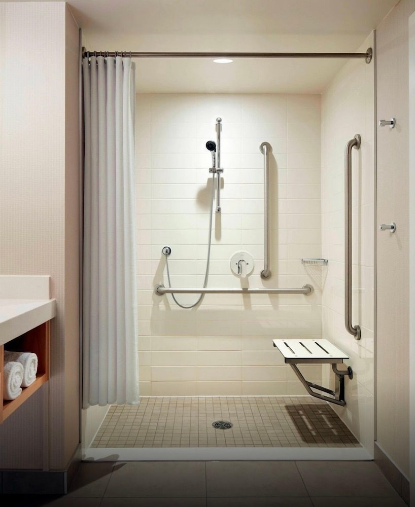 CASINO INN & SUITES TUNICA RESORTS