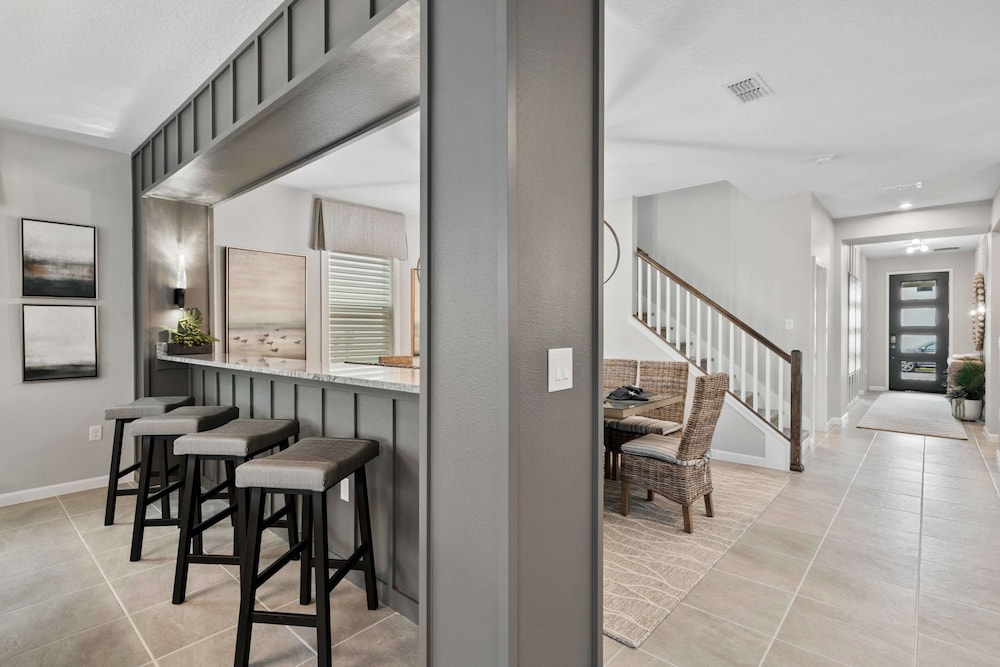 9127 Turquoise Wave Cove