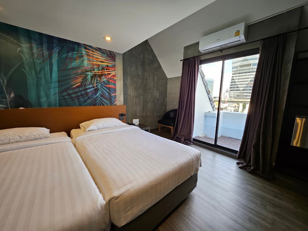 White Palace Bangkok 56