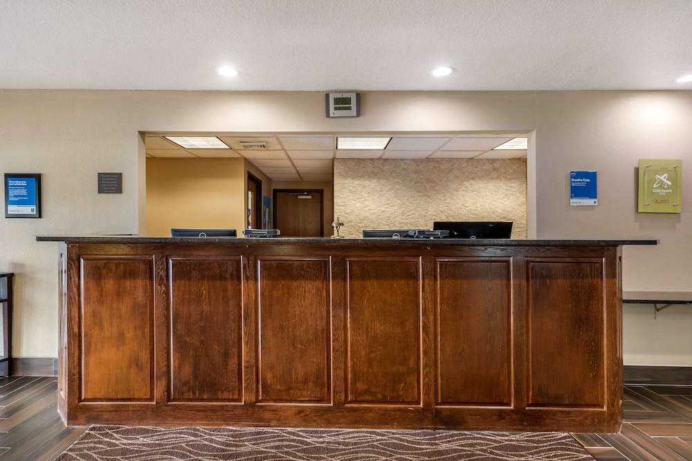Comfort Inn Story City view 2