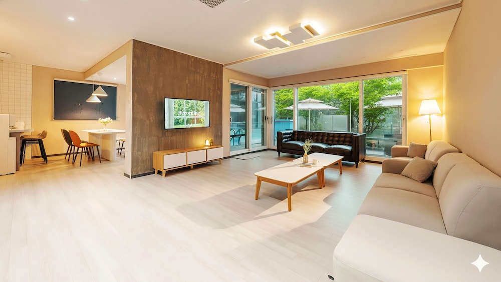 Gyeongju Sky Flower Astro Pool Villa
