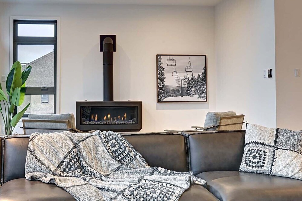 203 Verbier Building 2