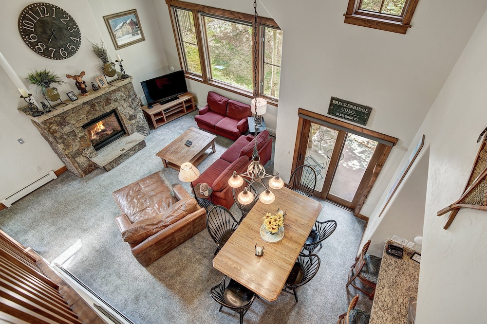 Private Townhome Close To Ski Back And Hot Tub 3 Bedroom Townhouse