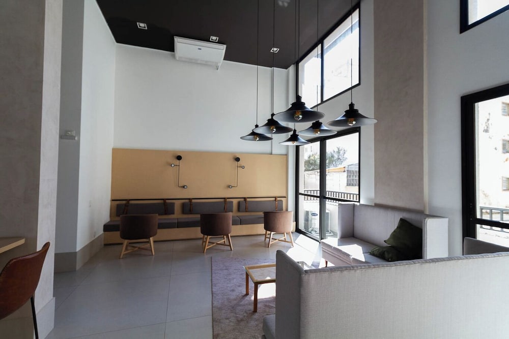 Apto em Pinheiros c Piscina Academia e Smartlock