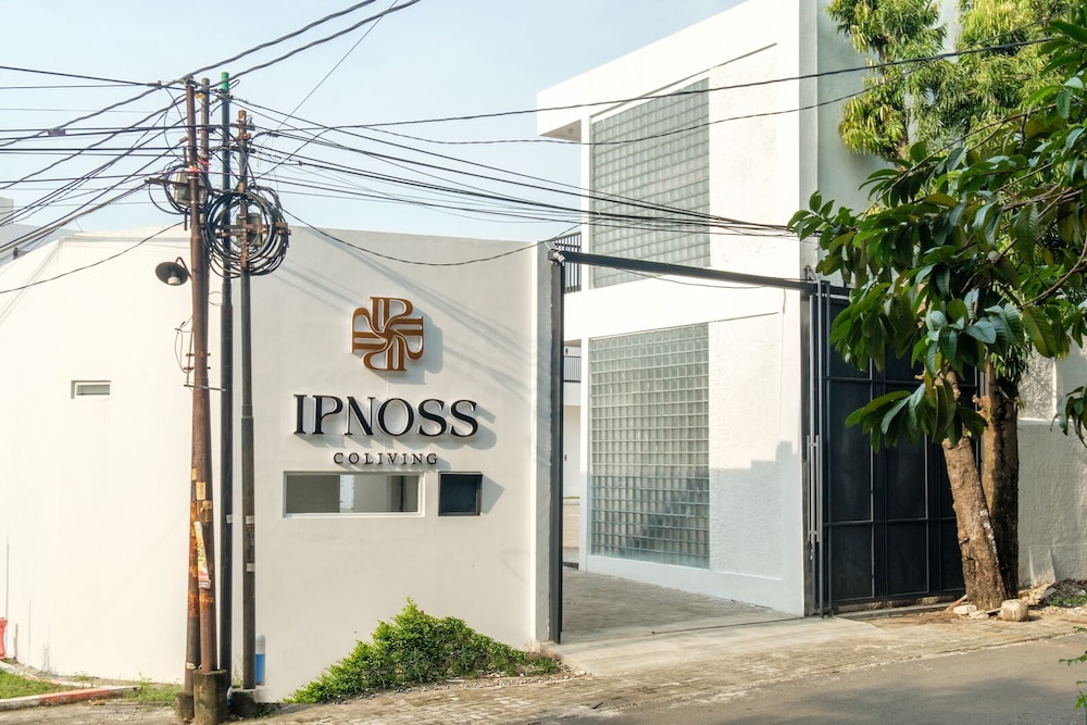 INNCA Ipnoss Coliving Semarang