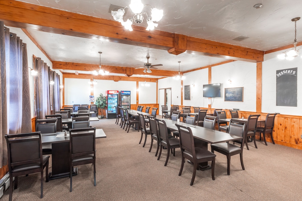 Englehart Inn