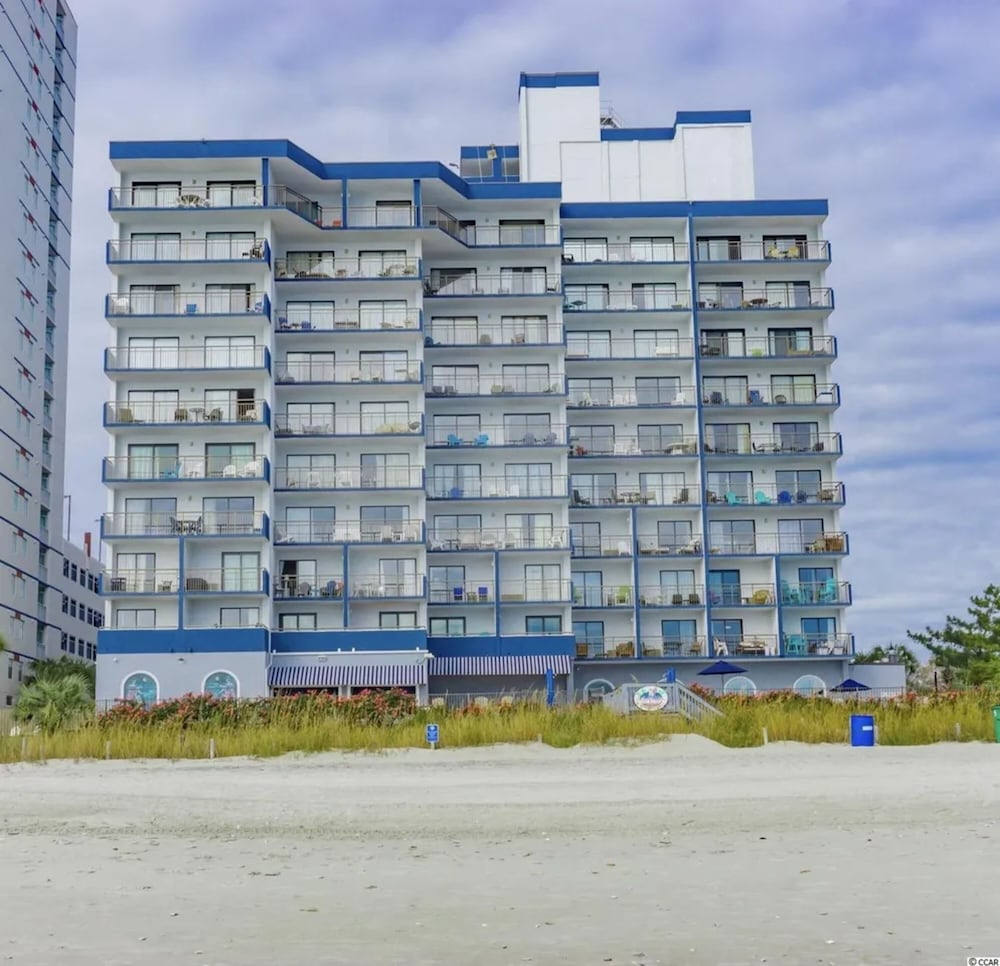 Oceanfront Resort 1BR w Beach View