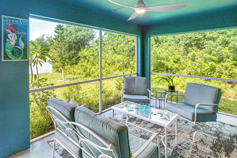 Swim, Golf & Hike: Family Home in Rotonda West!
