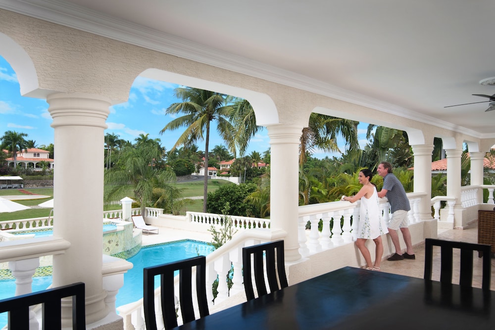 Crown Villas 5 bdrm