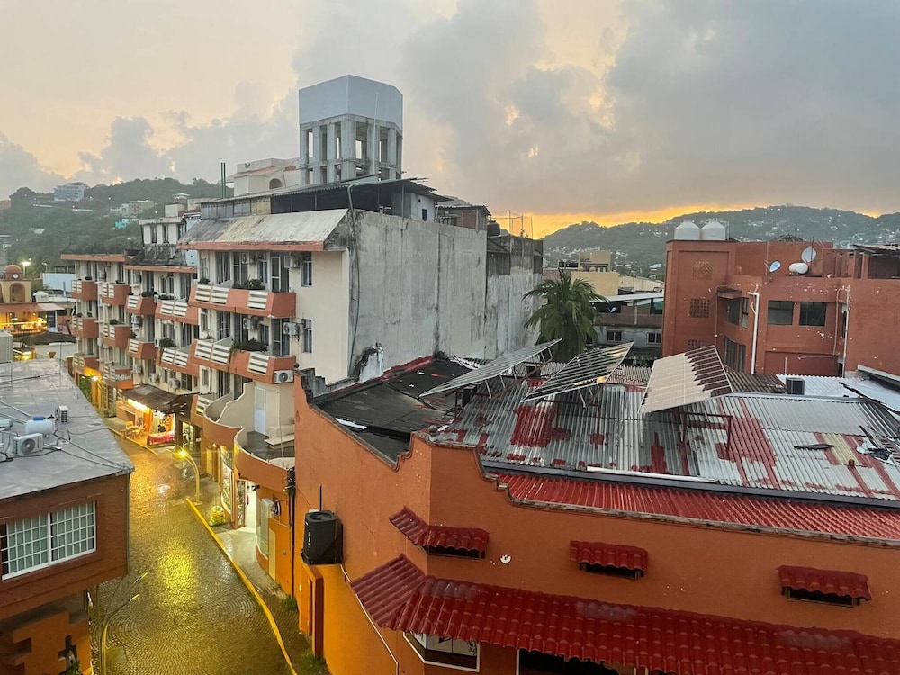 Loft Rayito de Sol, Zihuatanejo Center With AC