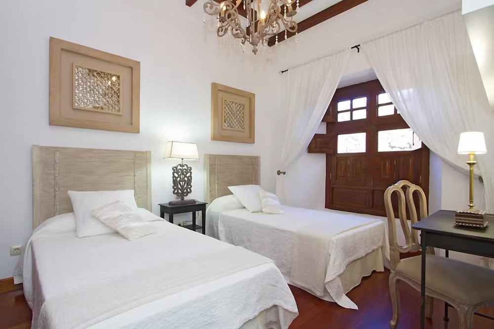 Casa Rural Hero With 5 Bedrooms and 4 Bathrooms