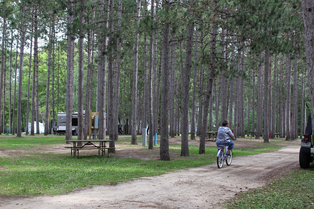 Yukon Trails RV Camping Resort - Property Image 4