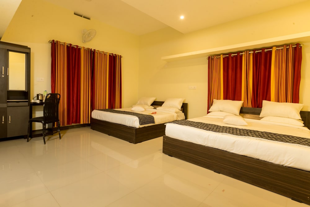 Girassol serviced villa