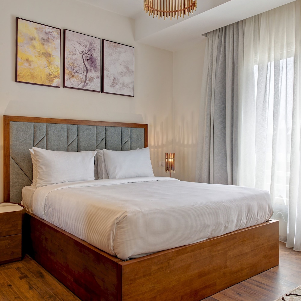 Vesta - Luxury Apt - 2BR - CFC Xxxv