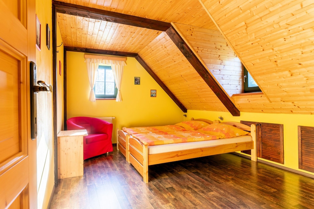Villa in Rudnik With Pool & Sauna Retreat
