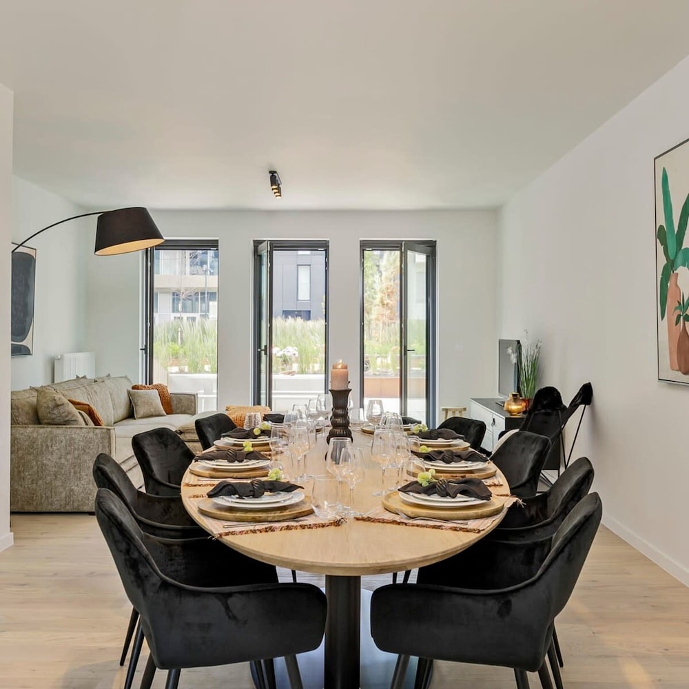 Brand new Family House With Roof Terrace