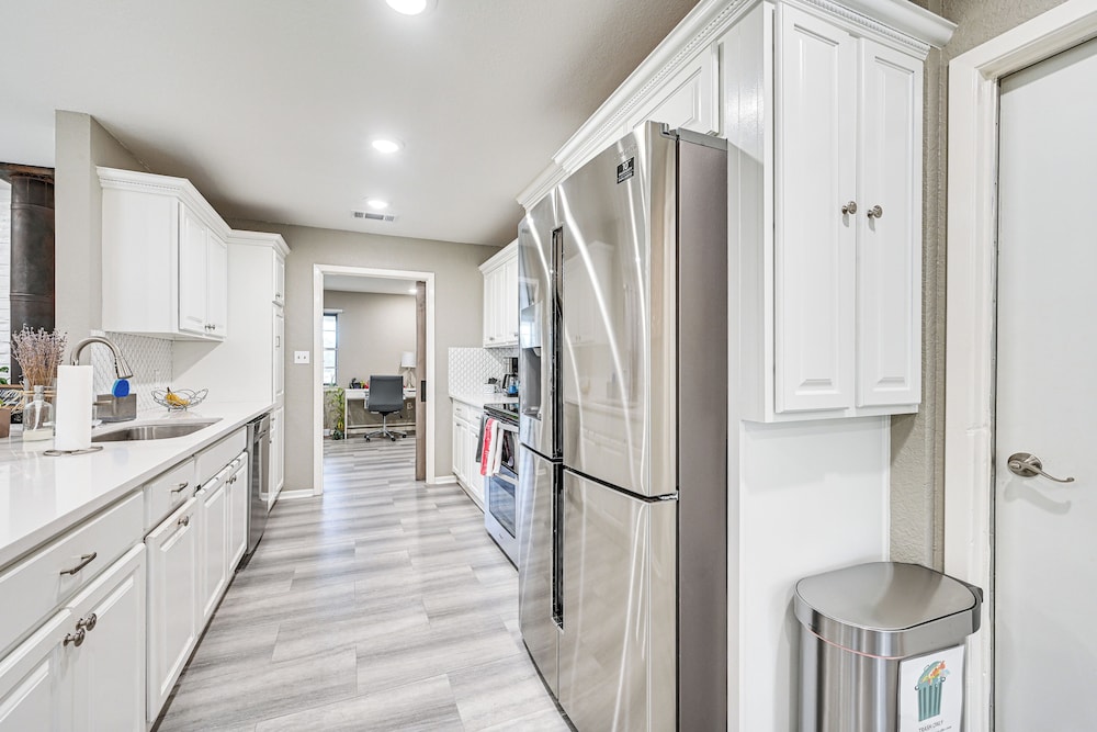 3-acre Retreat: 6 Mi to Stillhouse Hollow Lake