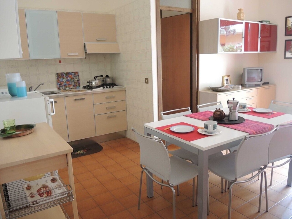 Comfortable Flat Near the sea With Garden